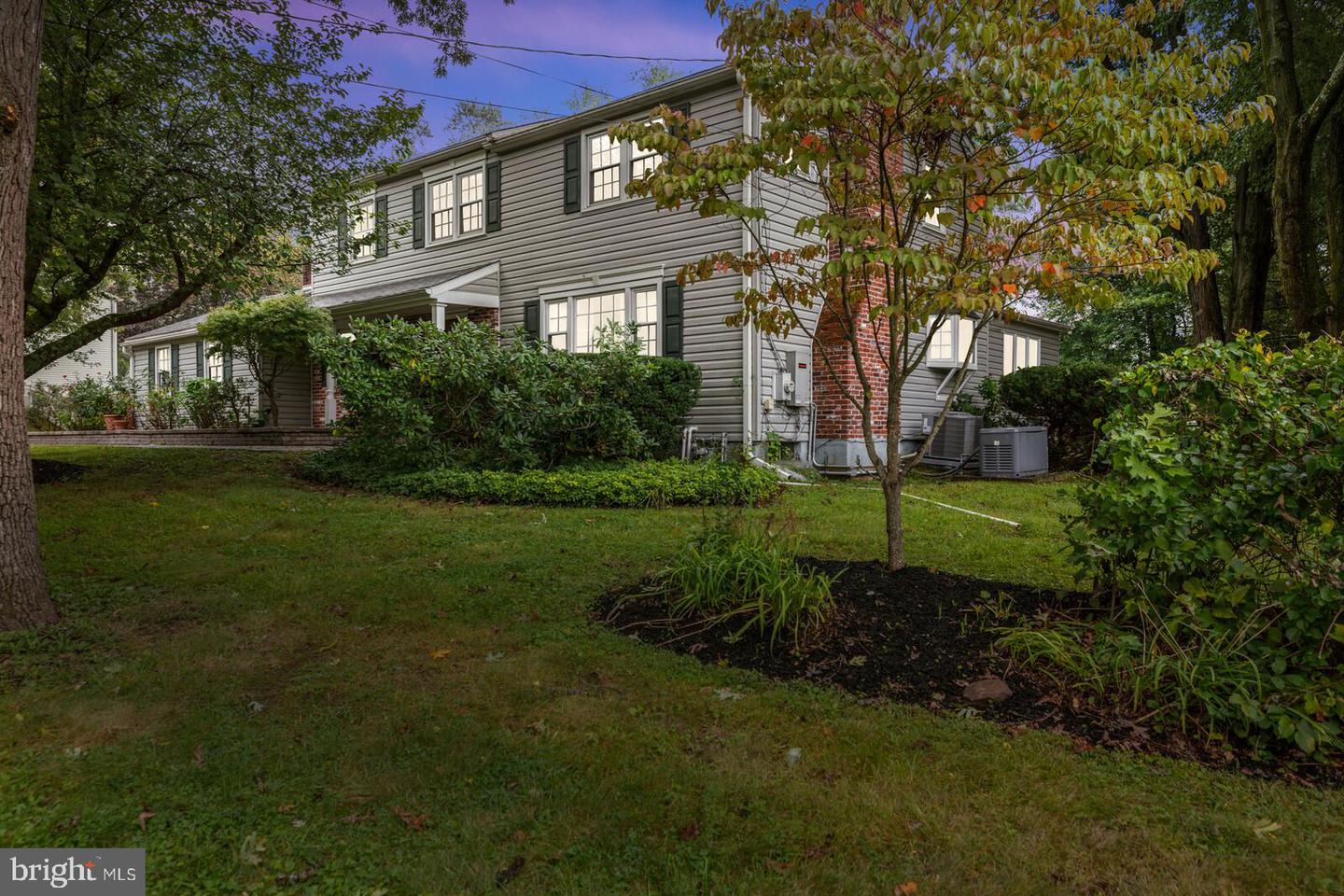 1643 Pembrook Rd, Maple Glen, PA 19002 MLS PAMC2084378 Coldwell Banker