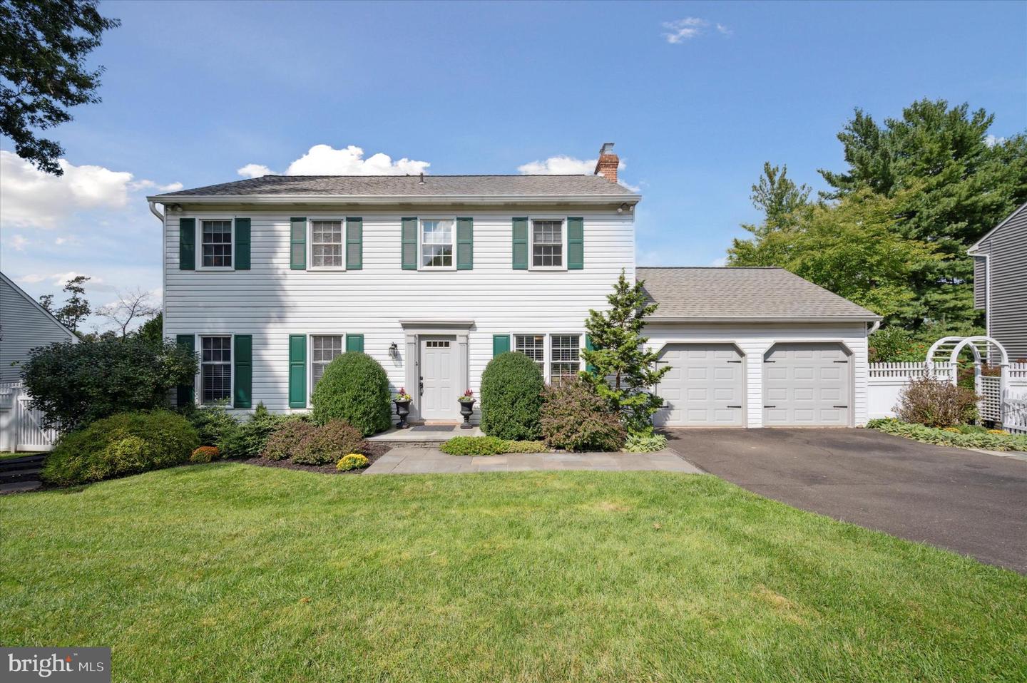 859 Skyline Dr, Erdenheim, PA 19038 MLS PAMC2084918 Coldwell Banker