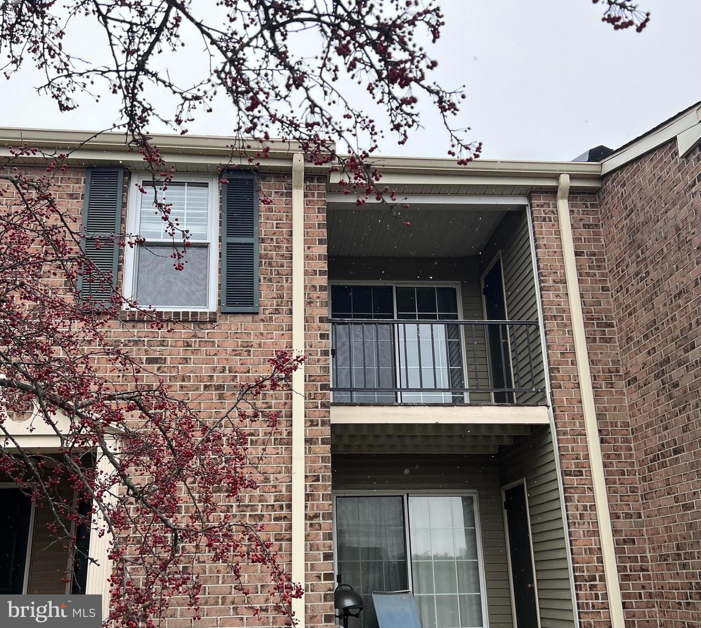 42 Coventry Ct 110 U42, Blue Bell, PA 19422 MLS PAMC2090898