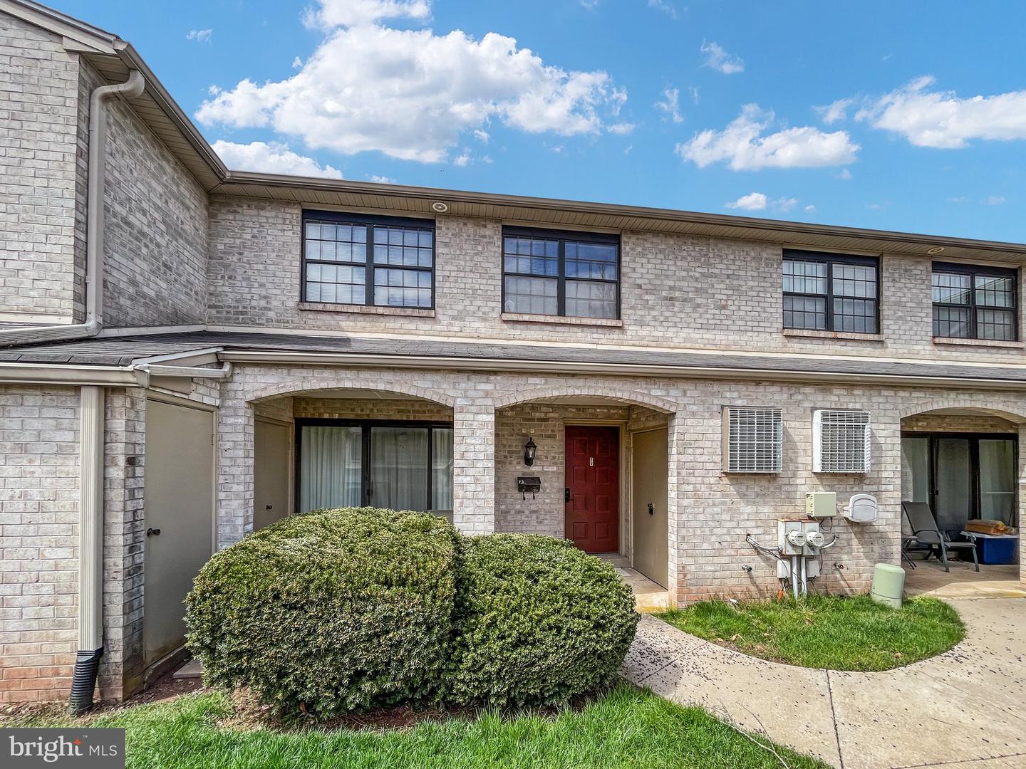 71 Providence Rd, Royersford, PA 19468 MLS PAMC2100318