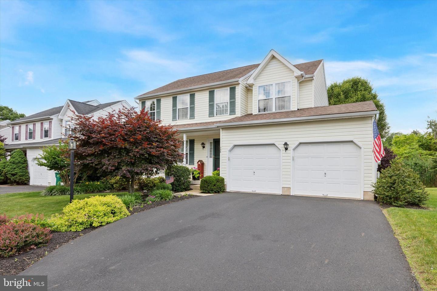 735 Penn St, Pennsburg, PA 18073 MLS PAMC2107466 Coldwell Banker