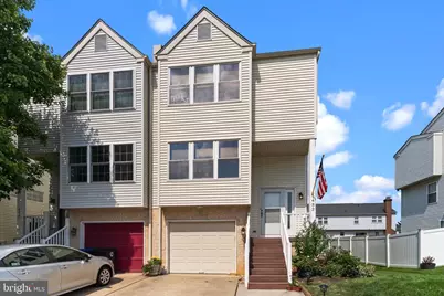 432 Pleasant Valley Drive, Conshohocken, PA 19428 - Photo 1