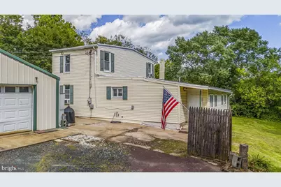 720 Jefferson Avenue, Pottstown, PA 19464 - Photo 1
