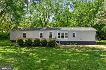 930 Lakeview Drive, Green Lane, PA 18054 - Photo 1