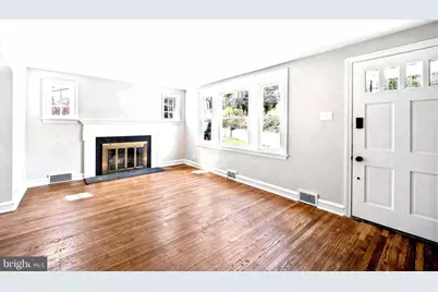 8025 New Second Street, Elkins Park, PA 19027 - Photo 1