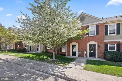 32 Yorktown Court, Blue Bell, PA 19422 - Photo 1