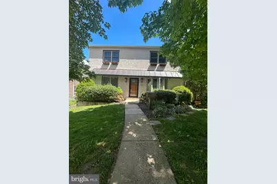 11 1/2 Whitemarsh #2, Glenside, PA 19038 - Photo 1