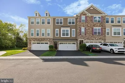 1039 Chapman Circle, Hatfield, PA 19440 - Photo 1