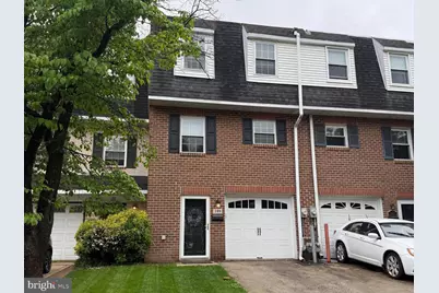 109 Sutcliffe Lane, Conshohocken, PA 19428 - Photo 1