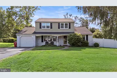 19 Buckwalter Road, Audubon, PA 19403 - Photo 1