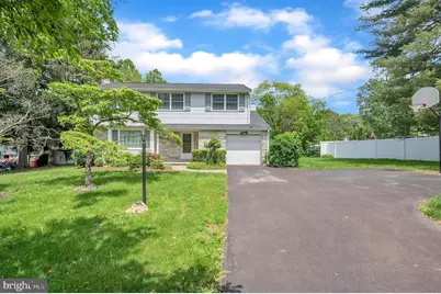 102 Meadowood Drive, Lansdale, PA 19446 - Photo 1