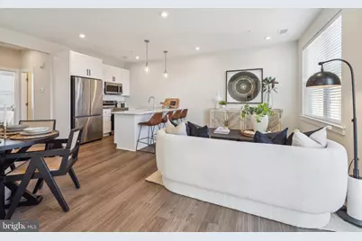 7 Mainland Road #202, Harleysville, PA 19438 - Photo 1