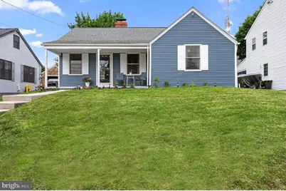 211 Abbeyview Avenue, Willow Grove, PA 19090 - Photo 1