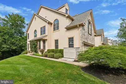 29 Penn Crossing Dr, East Norriton, PA 19401 - Photo 1