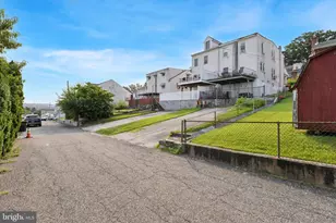 832 Bush St, Bridgeport, PA 19405 - Photo 13