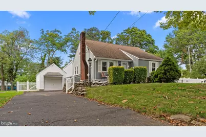 250 Lawnton Road, Willow Grove, PA 19090 - Photo 1