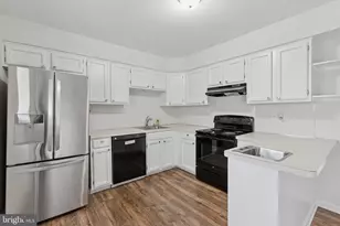 2504 Rockwood Dr, Norristown, PA 19403 - Photo 7