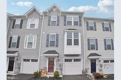 25 Hunters Drive, Gilbertsville, PA 19525 - Photo 1