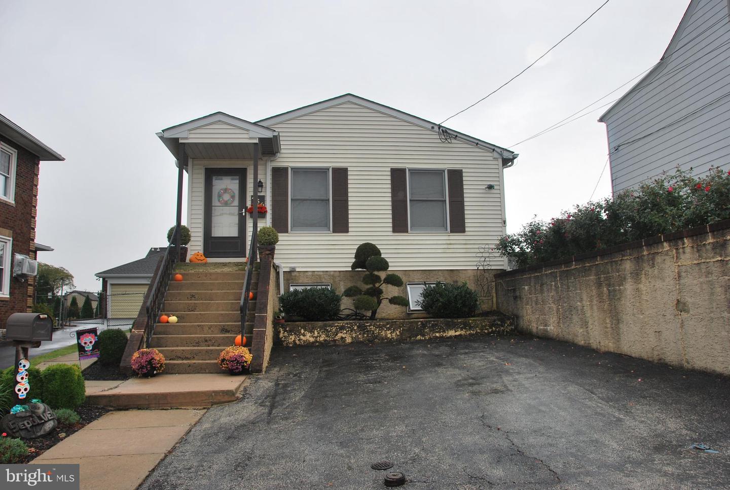 456 Coates St, Bridgeport, PA 19405 MLS PAMC629908 Coldwell Banker