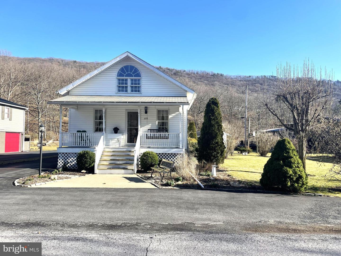 228 Logan St Ext E, Reedsville, PA 17084 MLS PAMF2027446 Coldwell