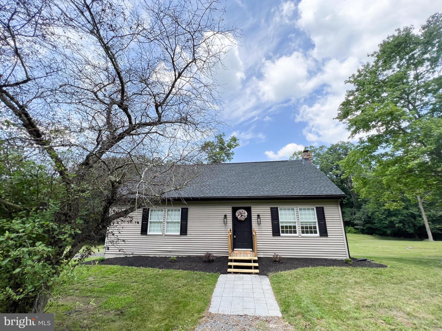 4937 New Lancaster Valley Rd, Milroy, PA 17063 MLS PAMF2027752