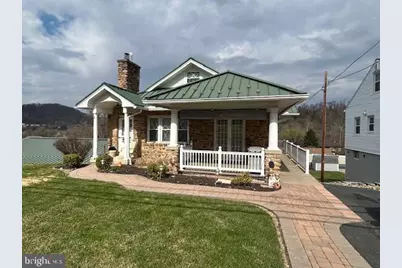 701 E Walnut St, Lewistown, PA 17044 - Photo 1