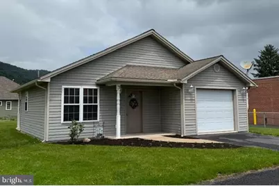 3 W Criswell Street, Mc Veytown, PA 17051 - Photo 1