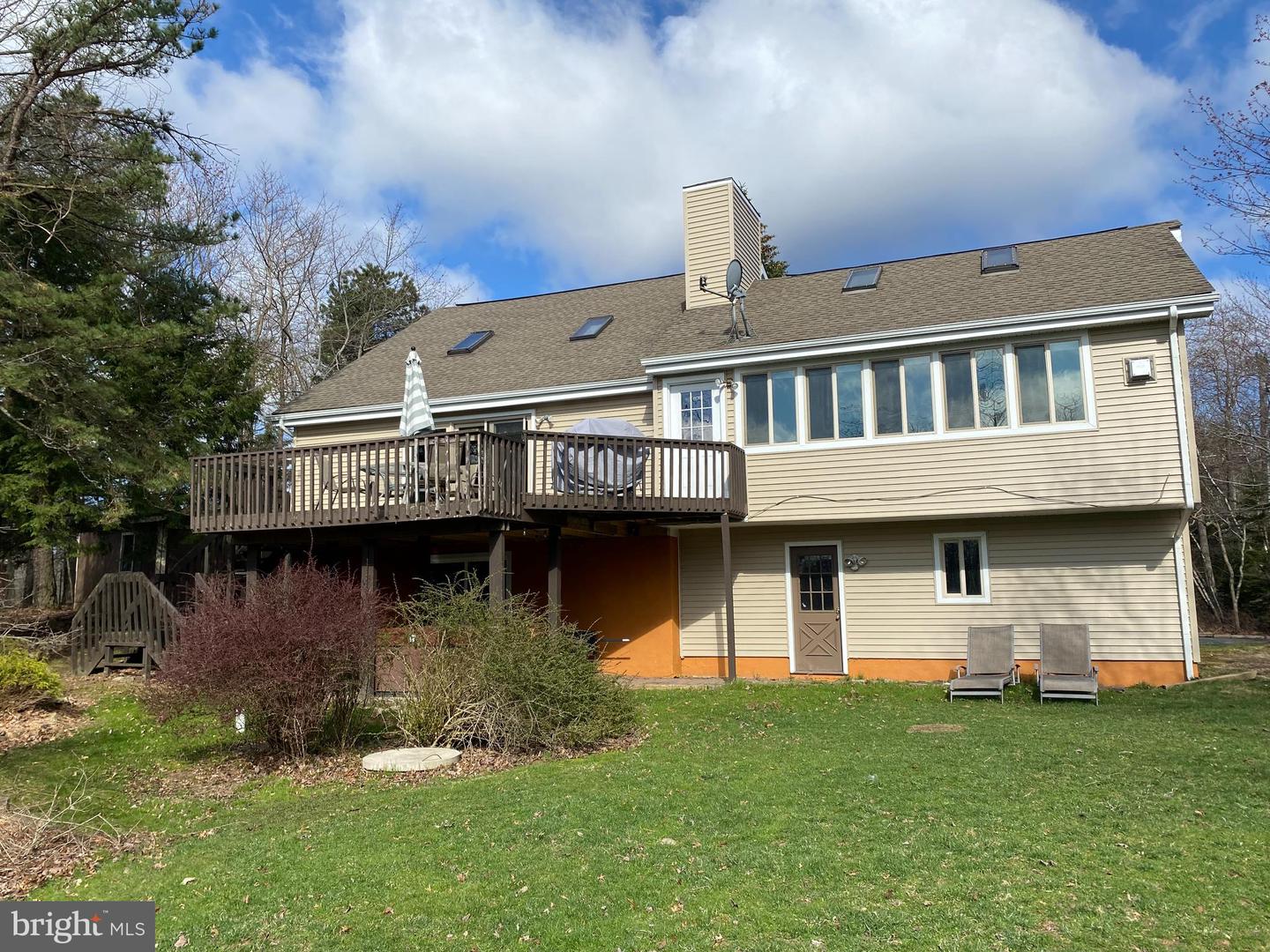 668 Clearview Dr, Long Pond, PA 18334 MLS PAMR2000886 Coldwell Banker