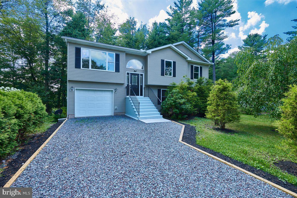 123 Elm Dr, Blakeslee, PA 18610 MLS PAMR2001098 Coldwell Banker