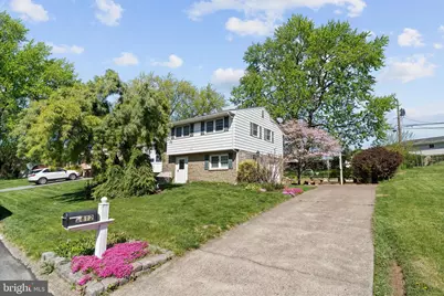 2812 Sunset Drive, Bethlehem, PA 18020 - Photo 1
