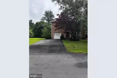 2071 Pleasant Drive, Bethlehem, PA 18015 - Photo 1