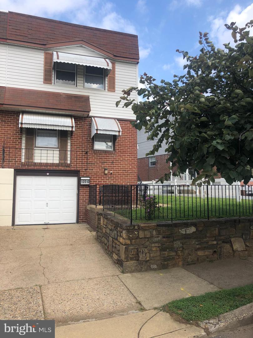 10910 Kipling Ln, Philadelphia, PA 19154 MLS PAPH2028688 Coldwell