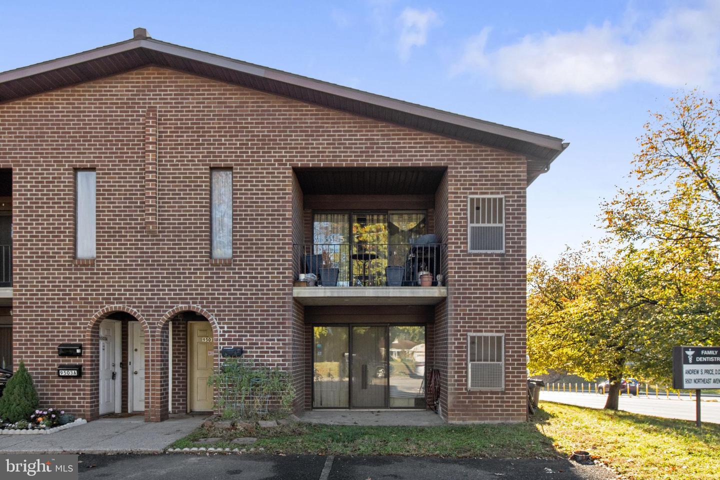 9501 Northeast Ave, Philadelphia, PA 19115 MLS PAPH2042920 Coldwell