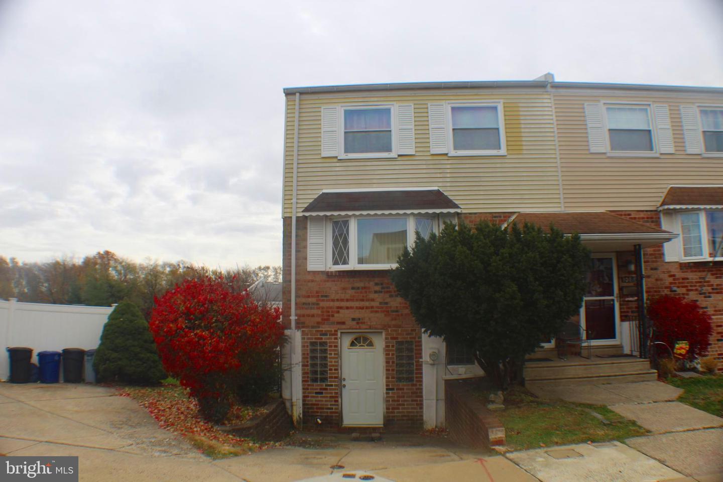 10765 Drumore Pl, Philadelphia, PA 19154 MLS PAPH2047832 Coldwell