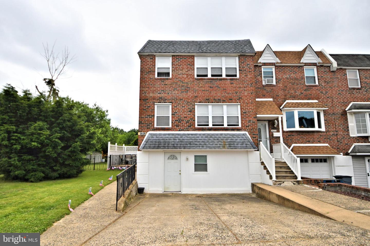 3628 Genesee Dr, Philadelphia, PA 19154 MLS PAPH2132762 Coldwell Banker