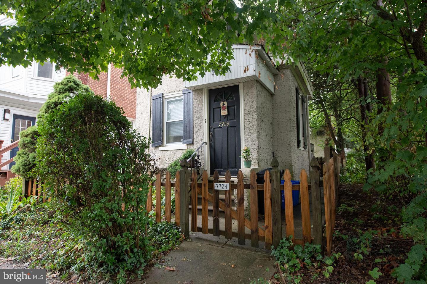 7724 Ardleigh St, Philadelphia, PA 19118 MLS PAPH2156812 Coldwell