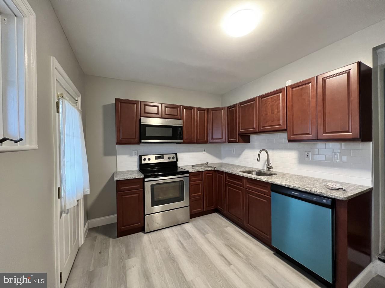 4376 Manayunk Ave, Philadelphia, PA 19128 MLS PAPH2200416 Coldwell