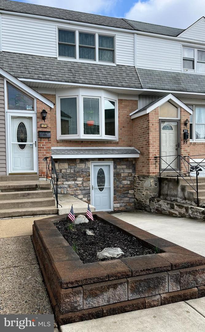 3511 Drumore Dr, Philadelphia, PA 19154 MLS PAPH2205462 Coldwell Banker