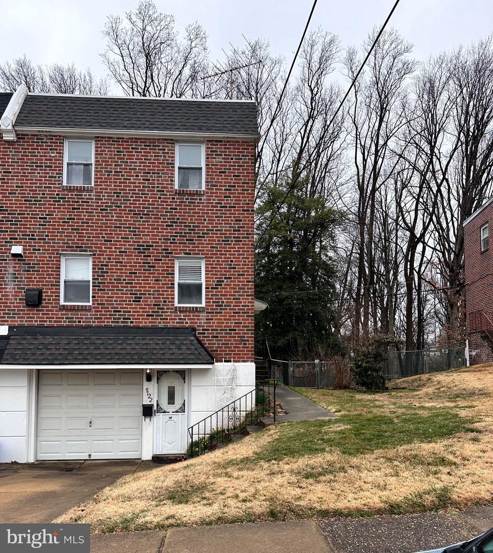 9122 Springview Rd, Philadelphia, PA 19115 MLS PAPH2208250 Coldwell