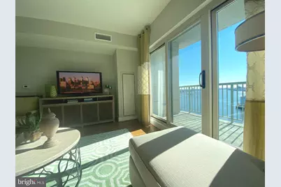 717 S Christopher Columbus Blvd #1113, Philadelphia, PA 19147 - Photo 1