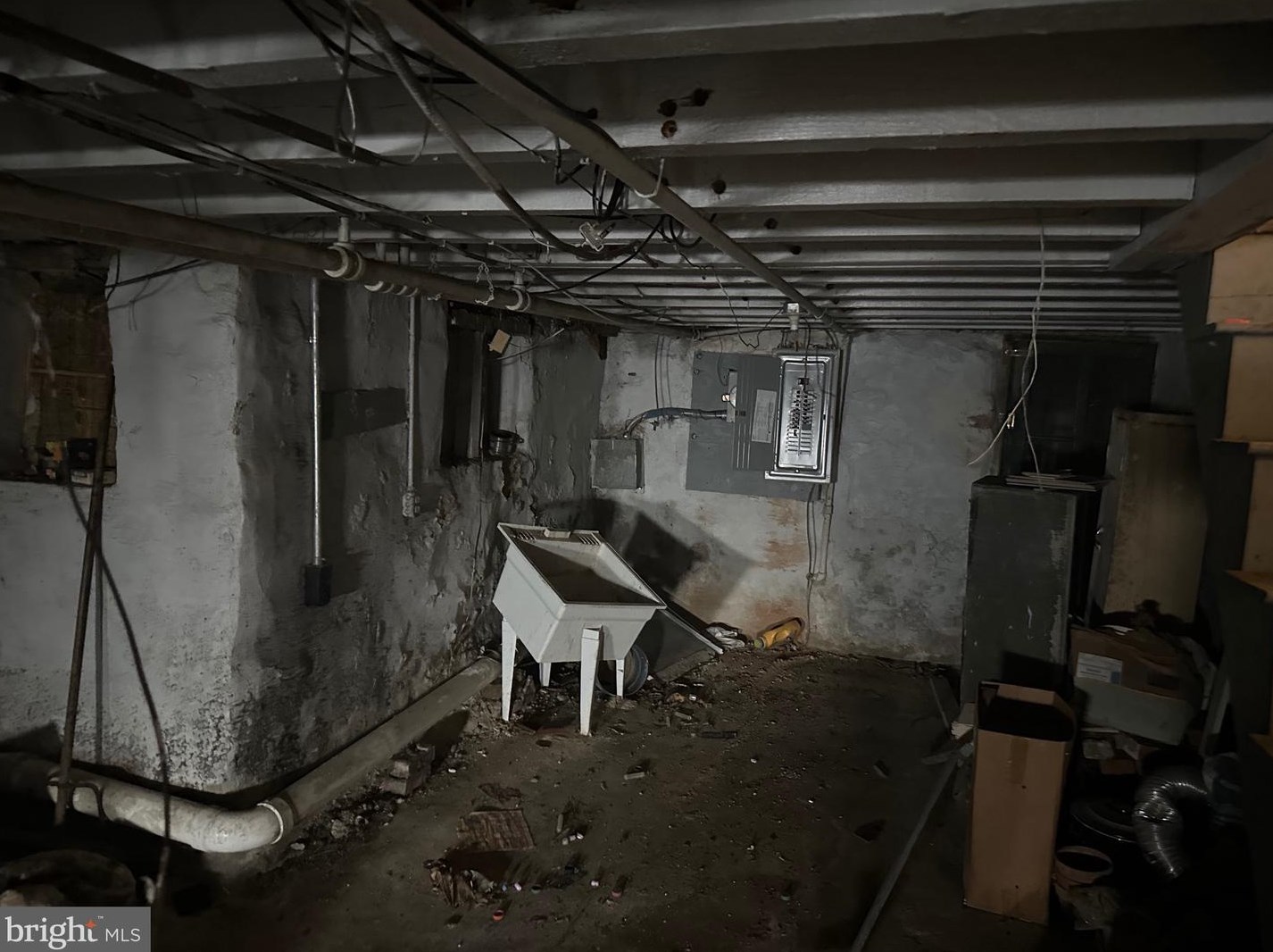 5511 Pine St, Philadelphia PA 19143-1319 exterior