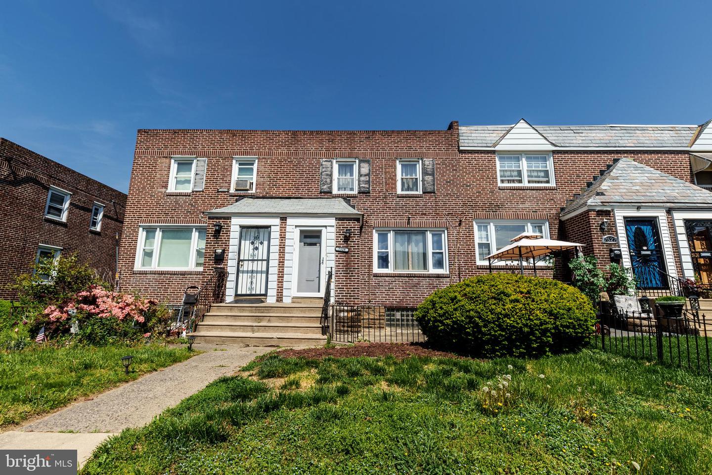 7529 Woodcrest Ave, Philadelphia, PA 19151 - MLS PAPH2350792 - Coldwell ...