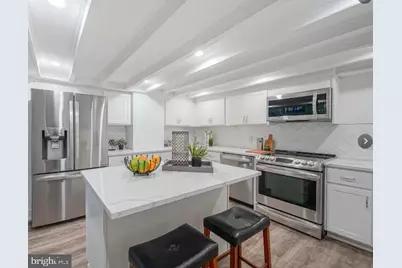 302 Lombard Street #A, Philadelphia, PA 19147 - Photo 1