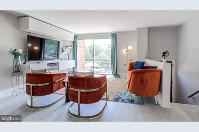 6927 Lindbergh Boulevard, Philadelphia, PA 19142 - Photo 1