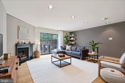 2213 Race Street #202, Philadelphia, PA 19103 - Photo 1