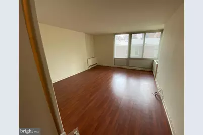 604 S Washington Square #118, Philadelphia, PA 19106 - Photo 1