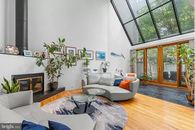 639 Pine Street, Philadelphia, PA 19106 - Photo 1