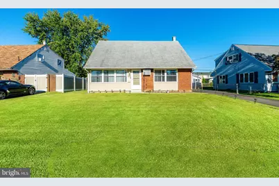 2817 Newberry Road, Philadelphia, PA 19154 - Photo 1