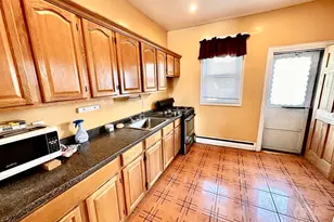 3223 N Bambrey St, Philadelphia, PA 19129 - Photo 7