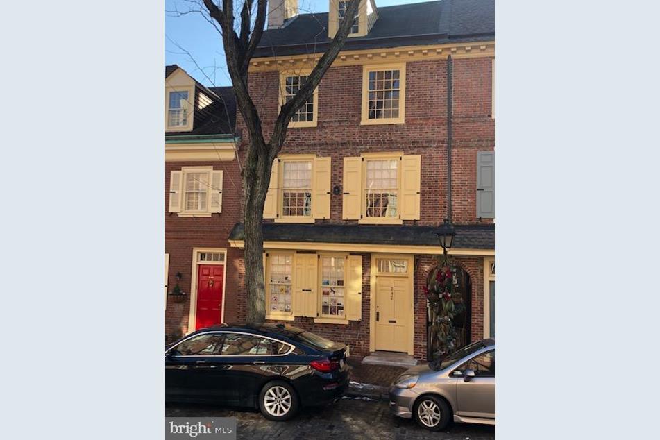 242 Delancey St, Philadelphia, PA 19106 - MLS PAPH691936 - Coldwell Banker